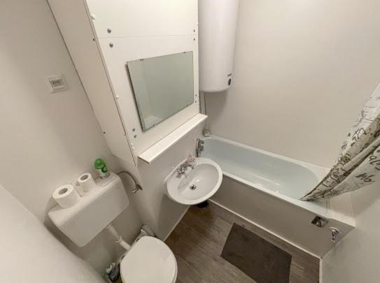 בובק Apartment Aly מראה חיצוני תמונה
