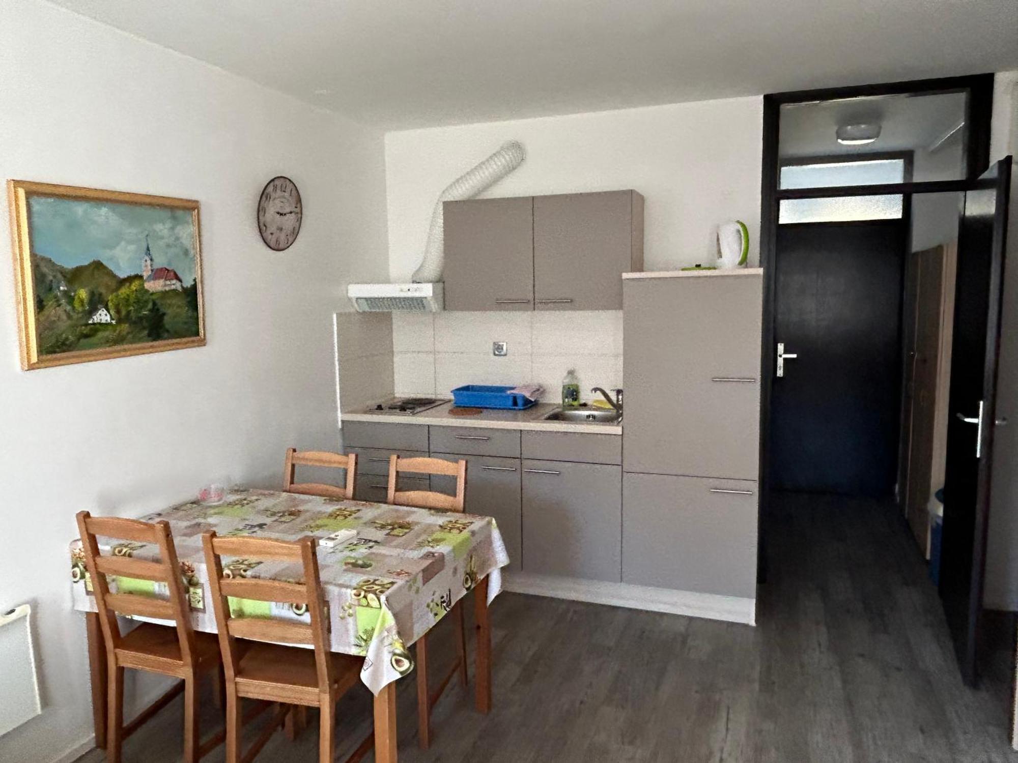 בובק Apartment Aly מראה חיצוני תמונה
